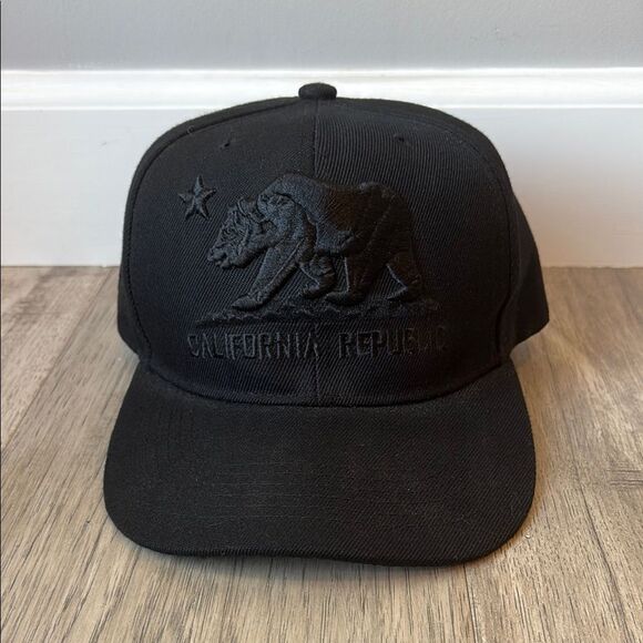 California Republic Baseball Cap Black Trucker Snapback Hat Flat Brim - Picture 1 of 5
